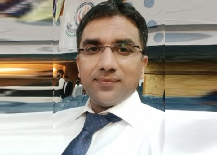 Dr Farheen